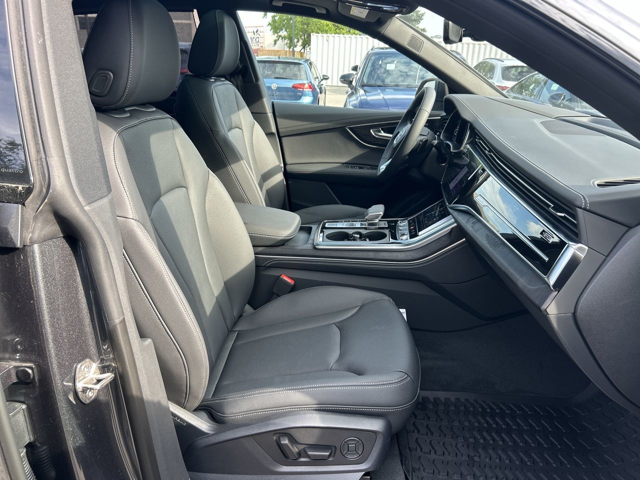 2025 Audi Q8 in Thornhill, Ontario