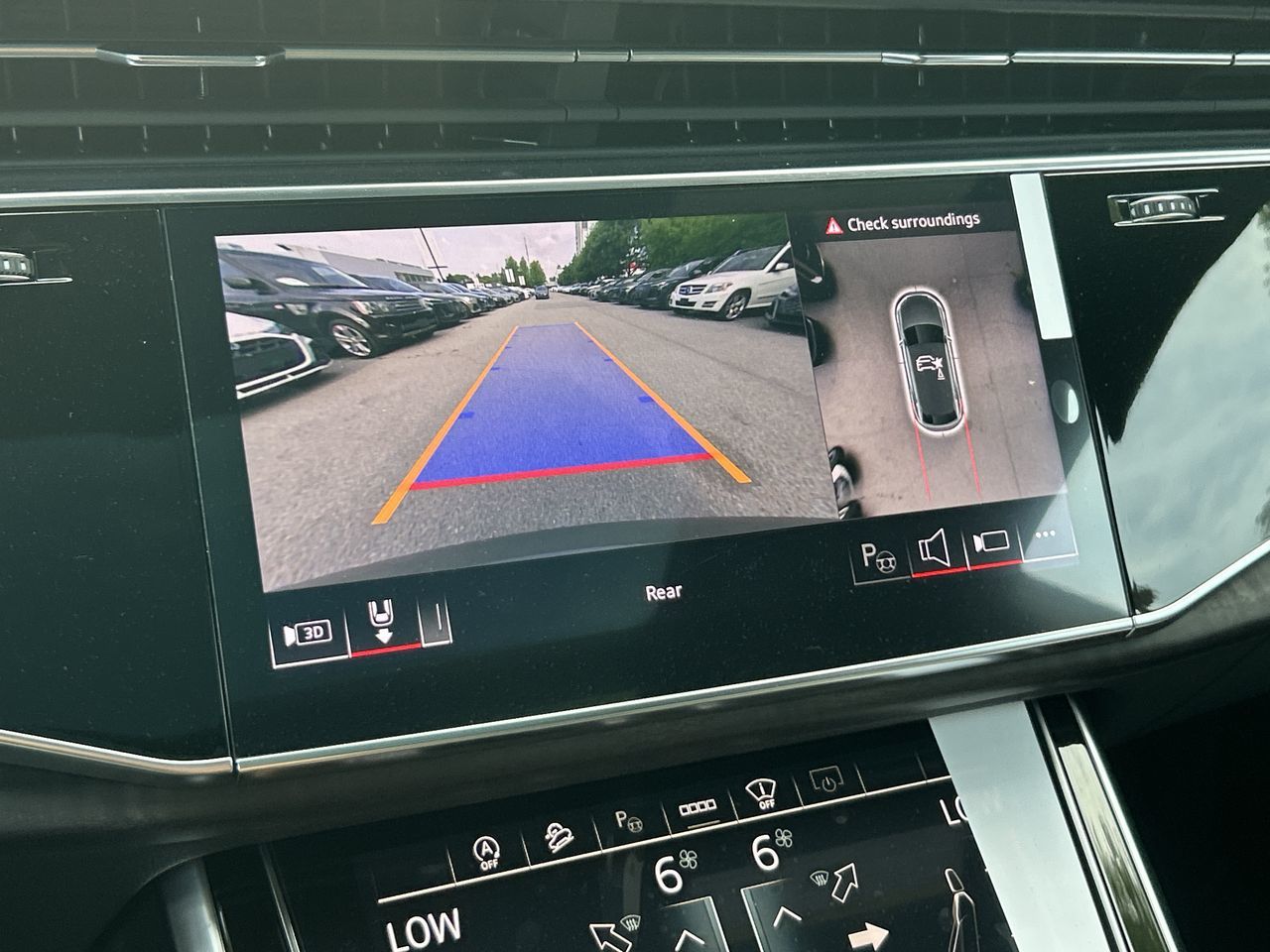 2025 Audi Q8 in Thornhill, Ontario