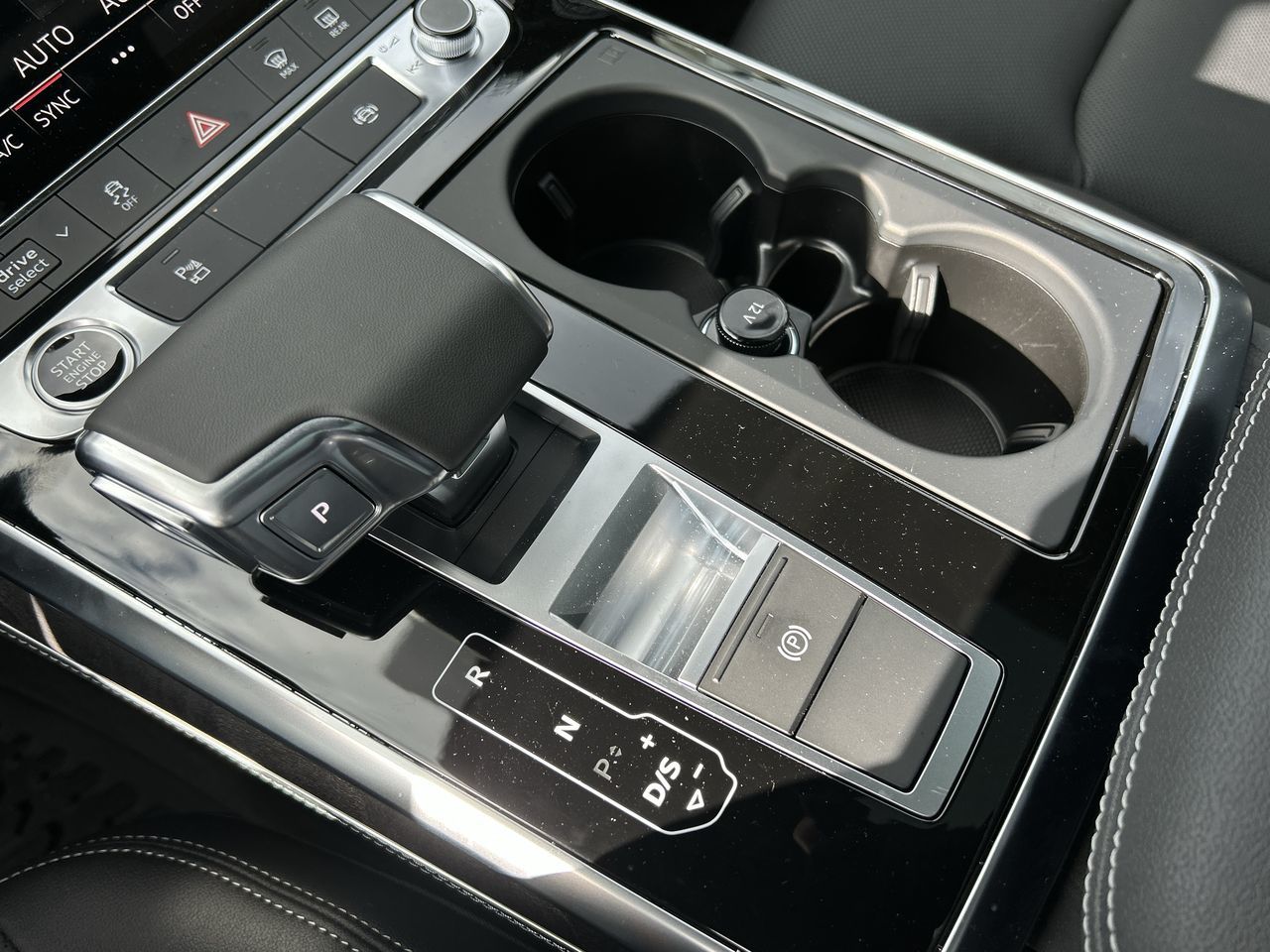 2026 Audi Q8 in Thornhill, Ontario