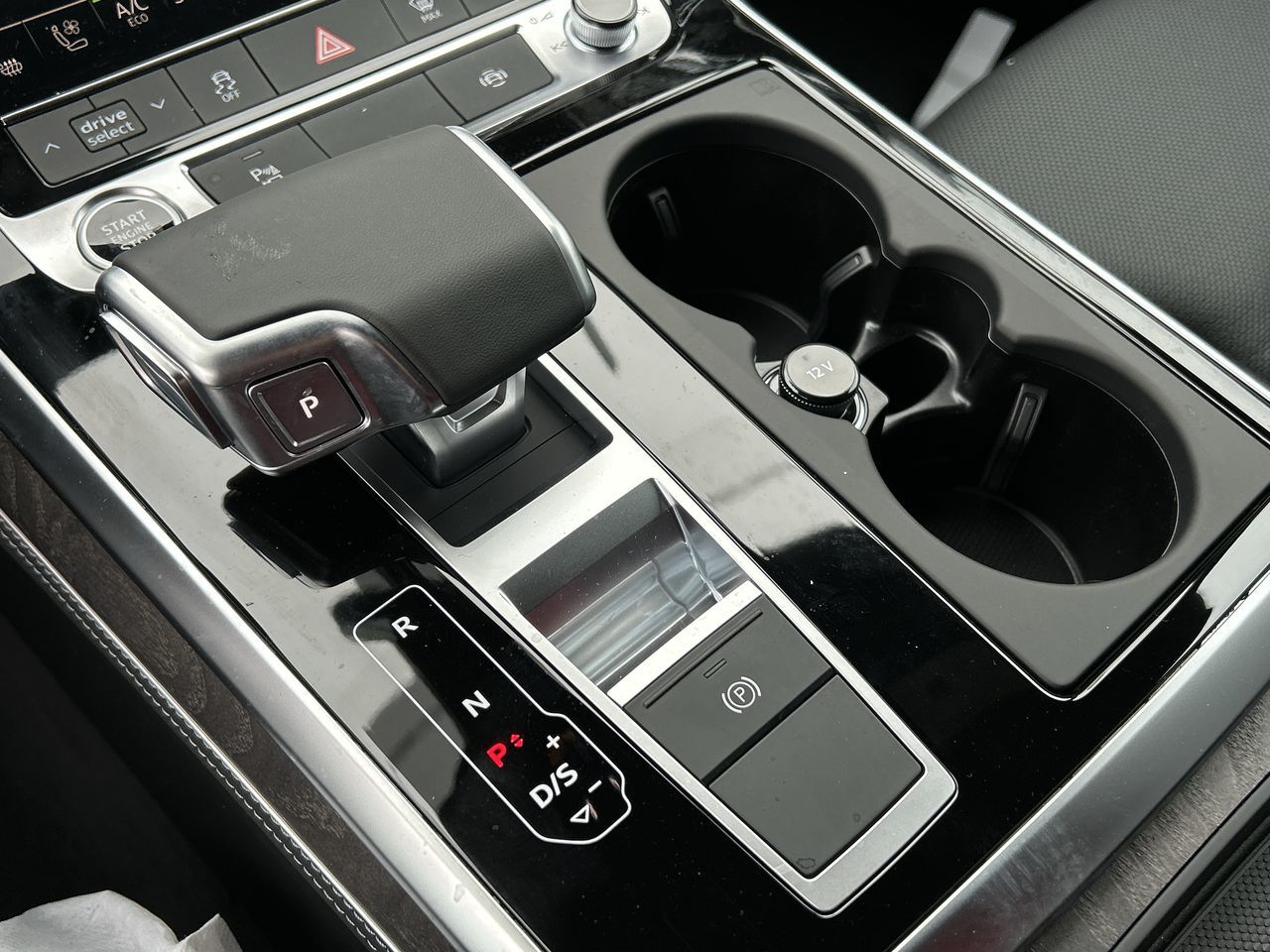 2026 Audi Q8 in Thornhill, Ontario