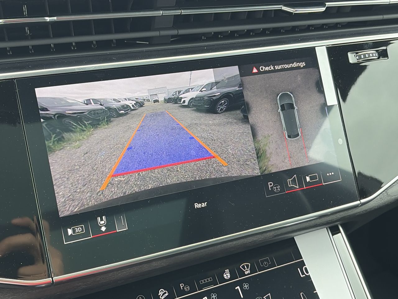 2026 Audi Q8 in Thornhill, Ontario