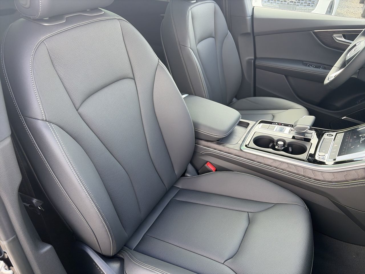 2026 Audi Q8 in Thornhill, Ontario