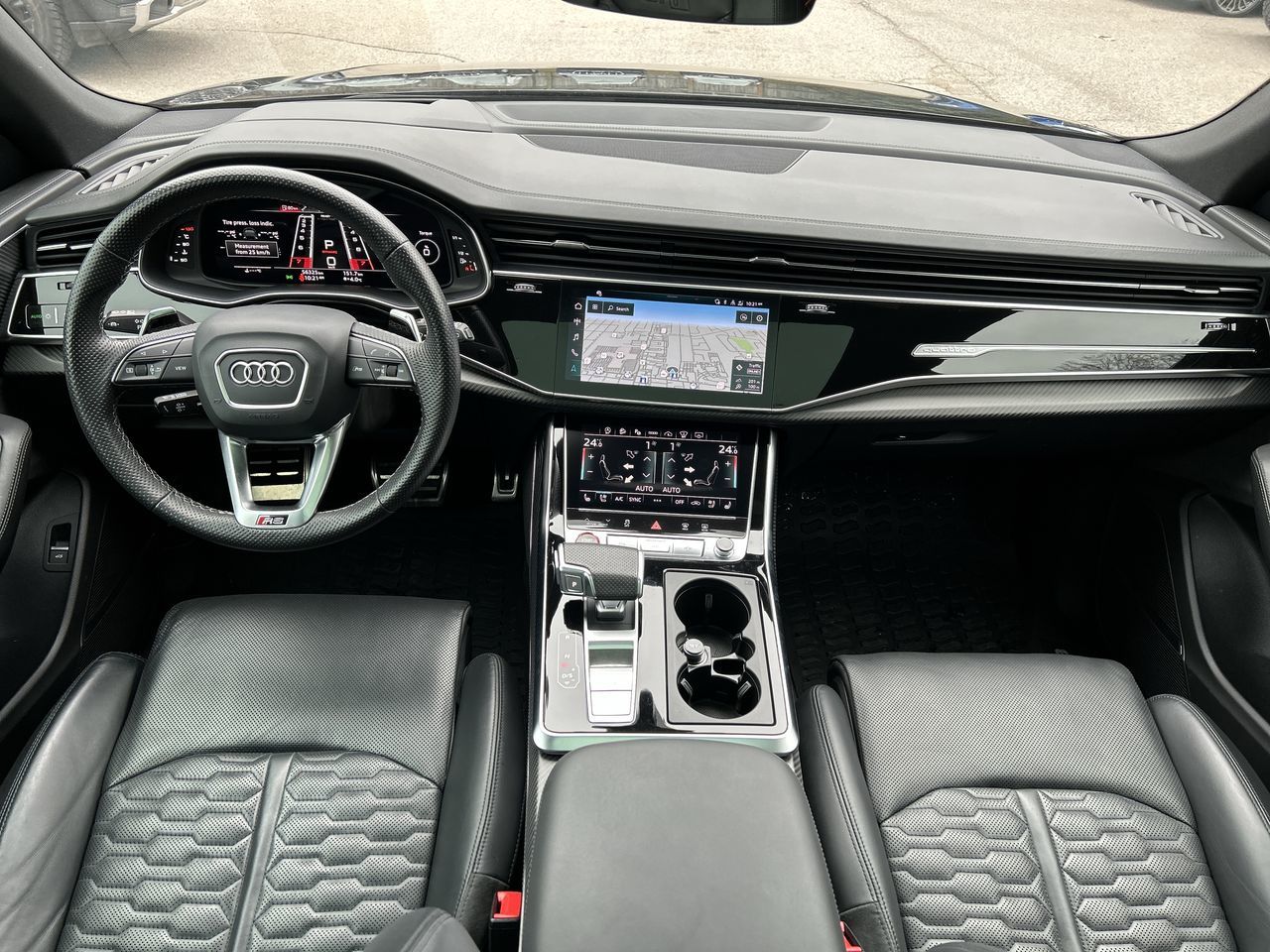 2023 Audi RS Q8 in Thornhill, Ontario