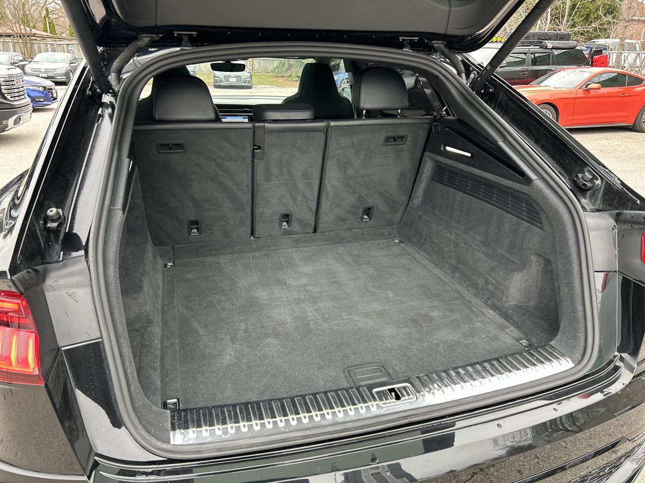 2023 Audi RS Q8 in Thornhill, Ontario