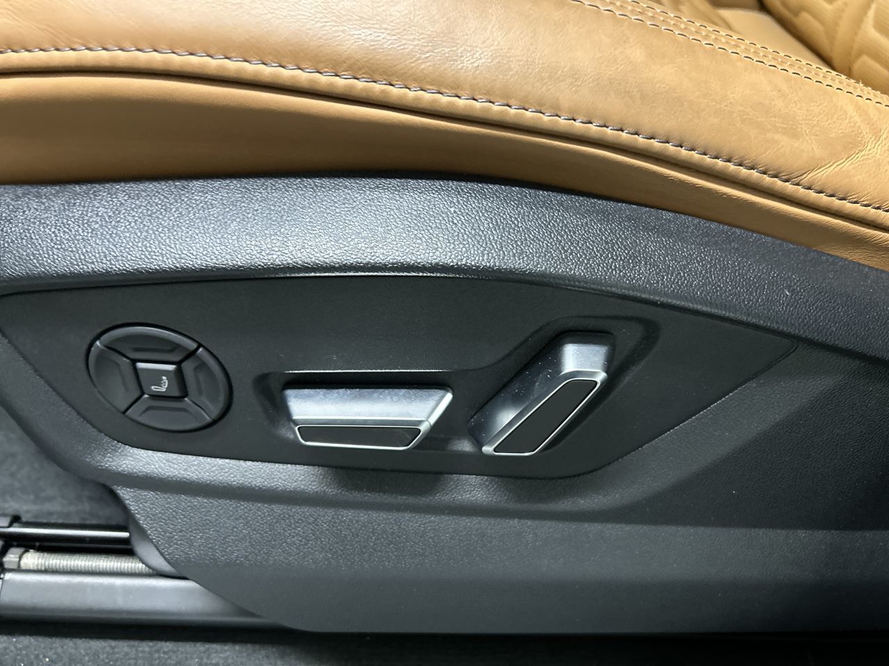 Audi RS Q8  2024 à Thornhill, Ontario