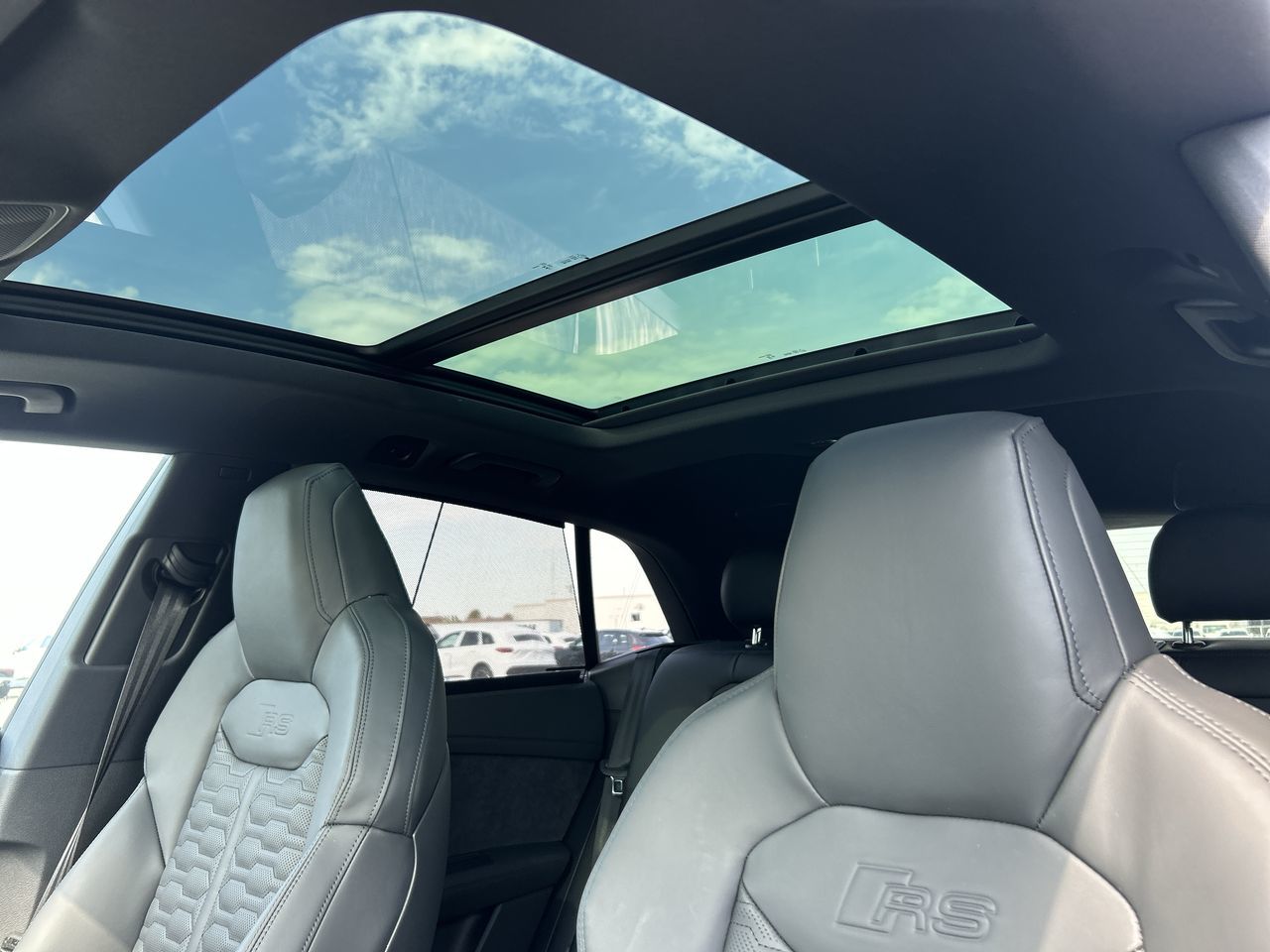 2025 Audi RS Q8 in Thornhill, Ontario