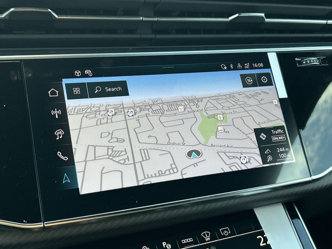 2025 Audi RS Q8 in Thornhill, Ontario