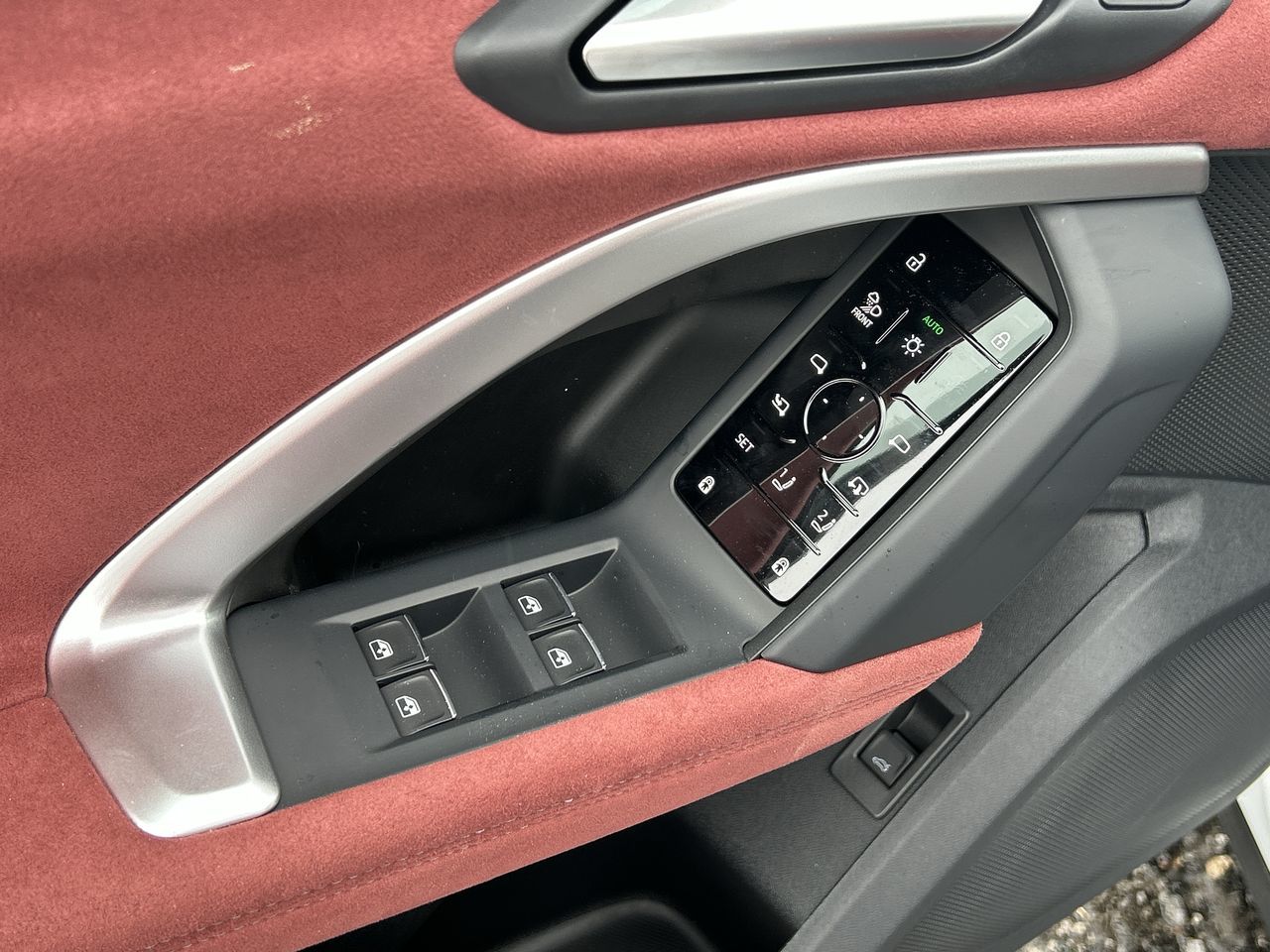 2025 Audi SQ5 in Thornhill, Ontario