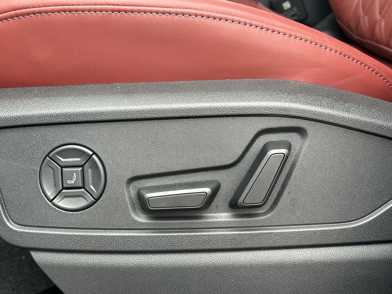 2025 Audi SQ5 in Thornhill, Ontario