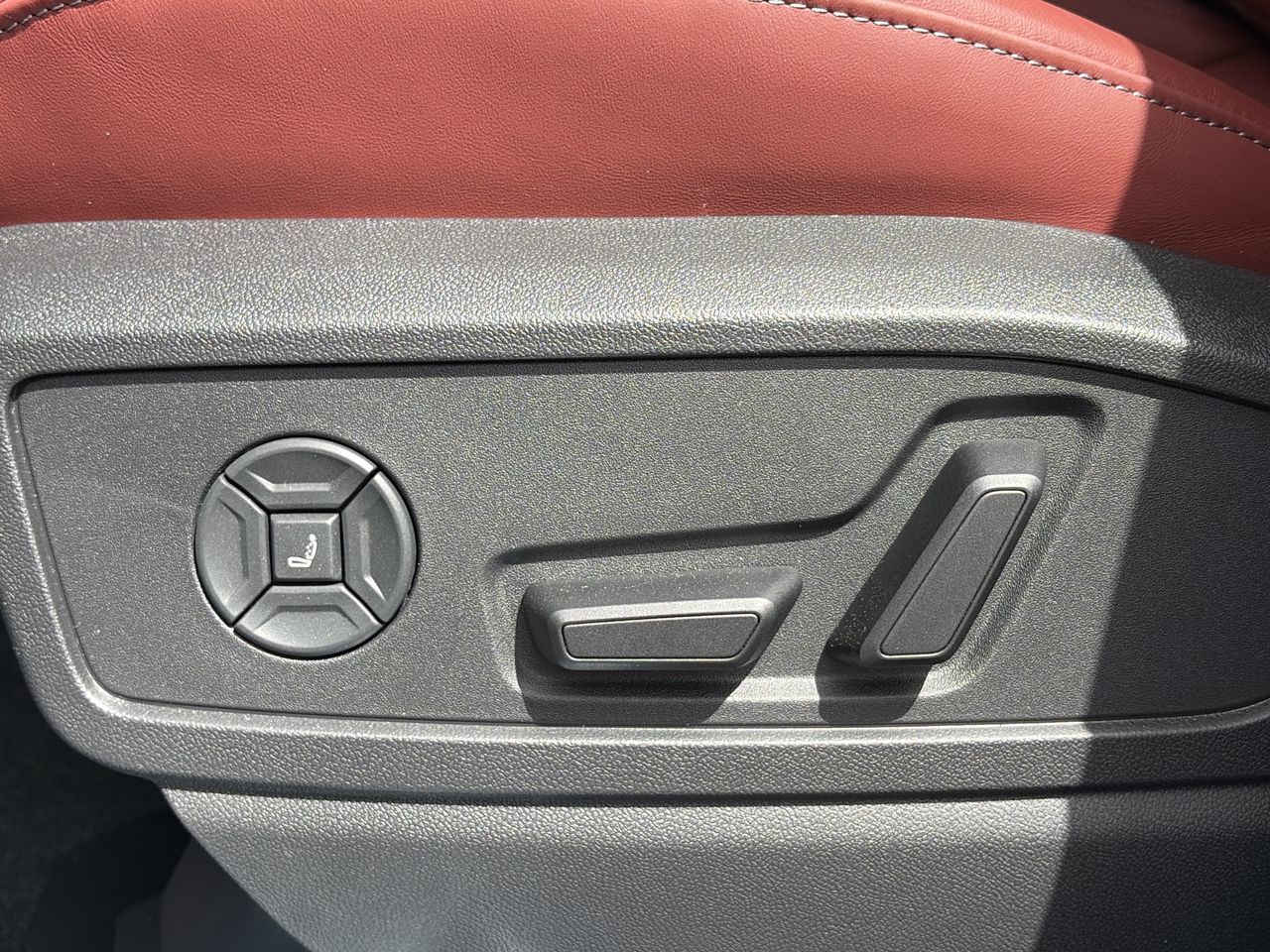 2026 Audi SQ5 in Thornhill, Ontario