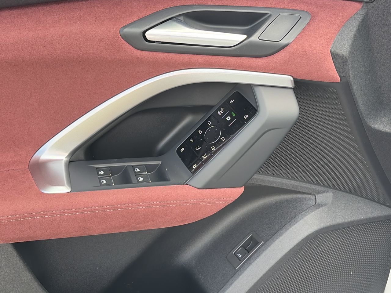 2026 Audi SQ5 in Thornhill, Ontario