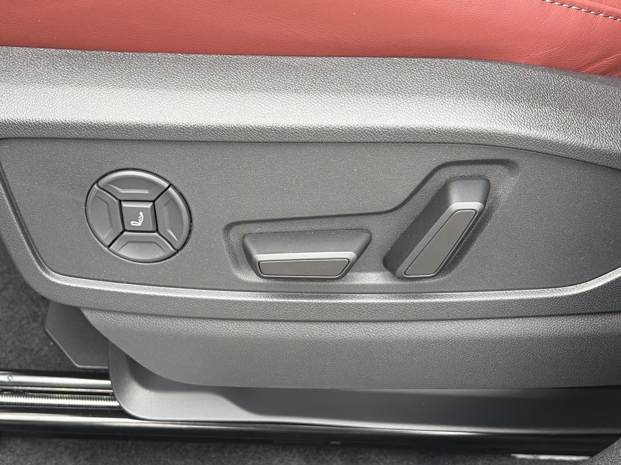 2026 Audi SQ5 in Thornhill, Ontario