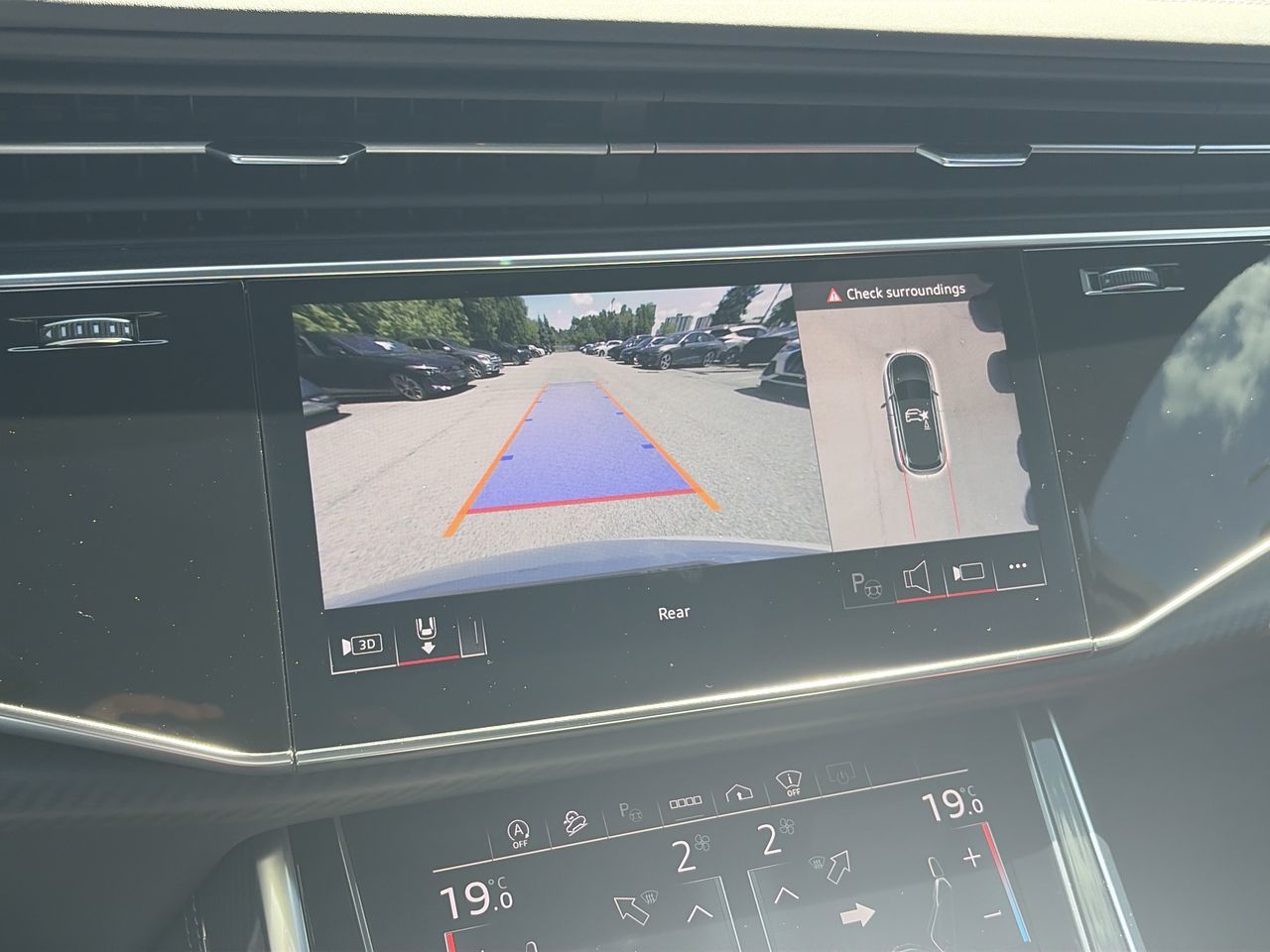 2025 Audi SQ7 in Thornhill, Ontario