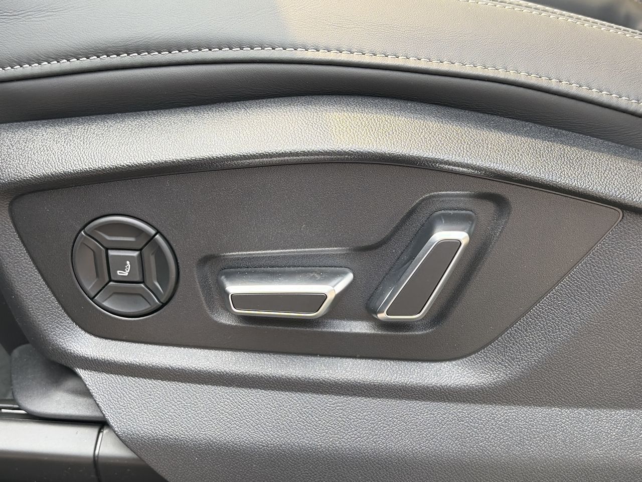 2026 Audi SQ7 in Thornhill, Ontario