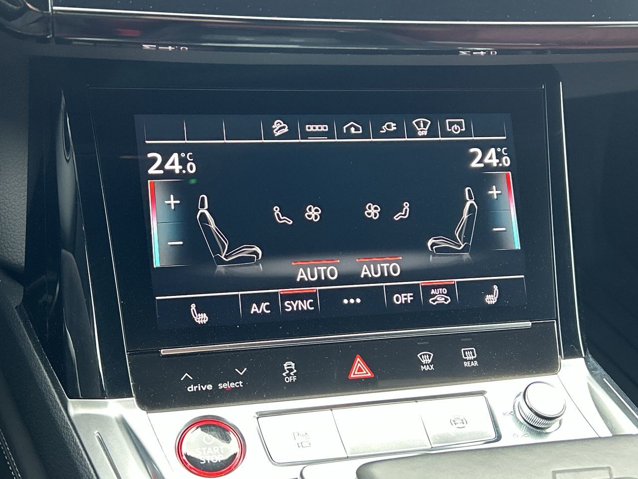2024 Audi SQ8 e-tron Sportback in Thornhill, Ontario