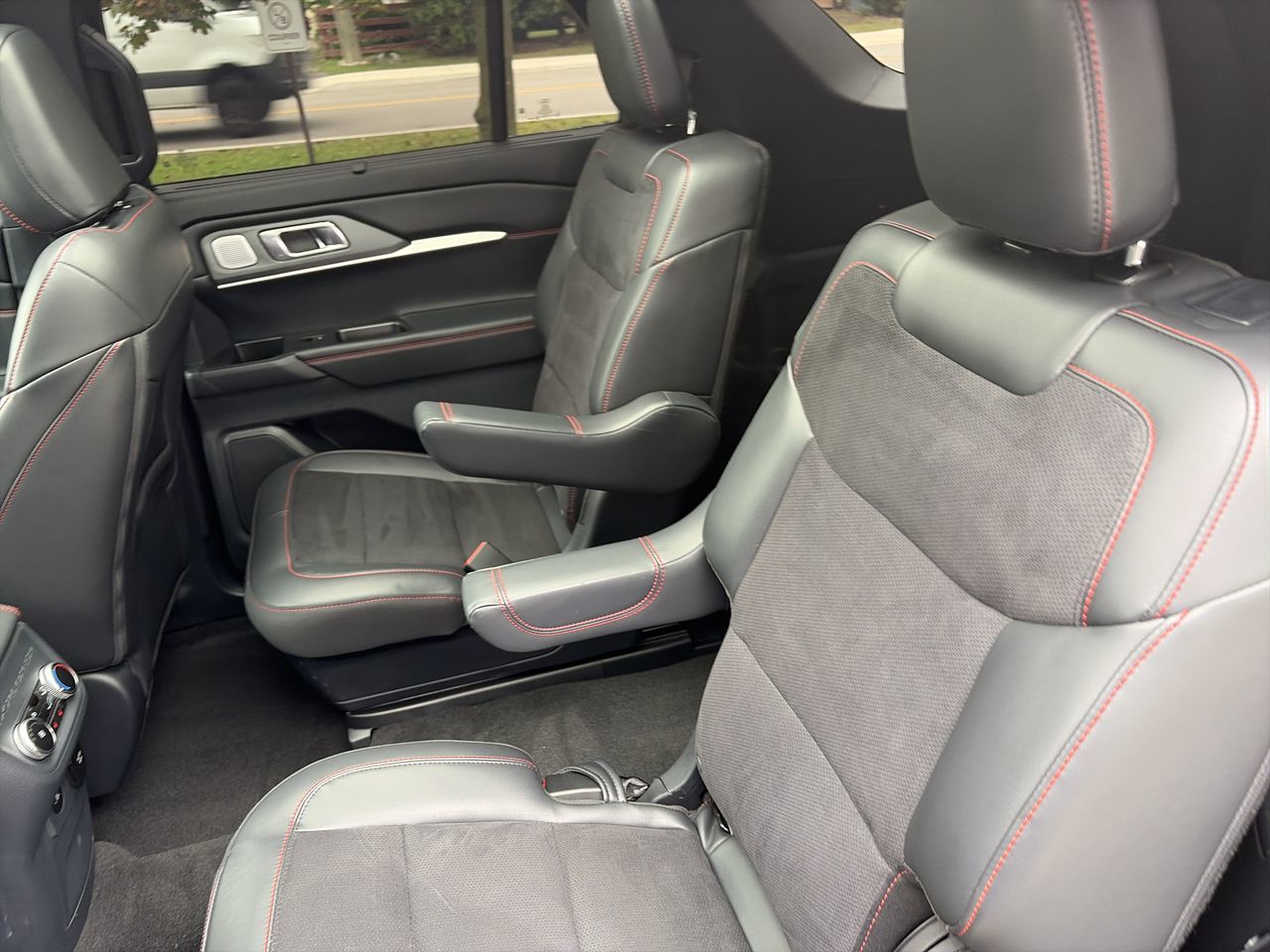Ford Explorer  2025 à Thornhill, Ontario