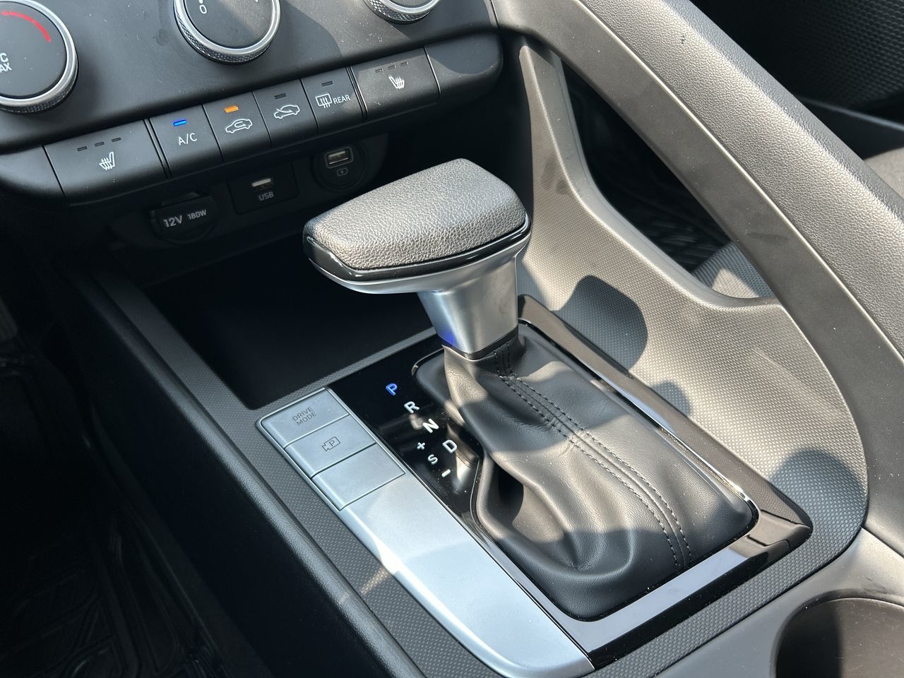 2022 Hyundai Elantra Sedan in Thornhill, Ontario