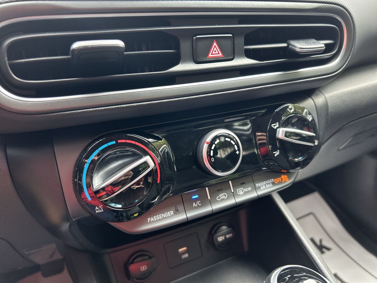 Hyundai Kona  2023 à Thornhill, Ontario