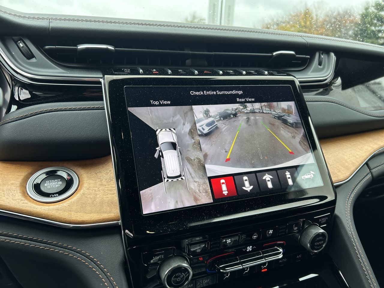 Jeep Grand Cherokee 4X4  2023 à Thornhill, Ontario