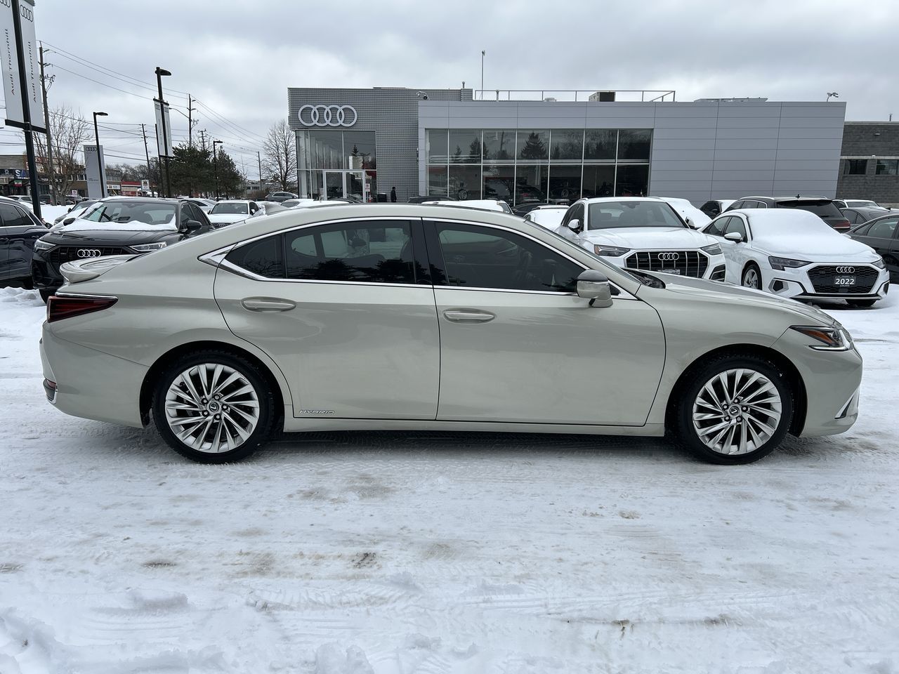 Lexus ES300h  2020 à Thornhill, Ontario