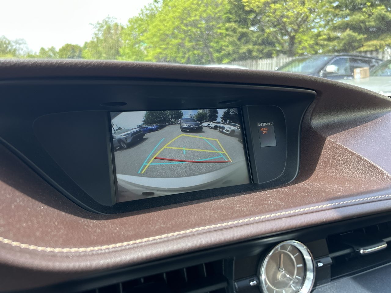 2017 Lexus ES350 in Thornhill, Ontario