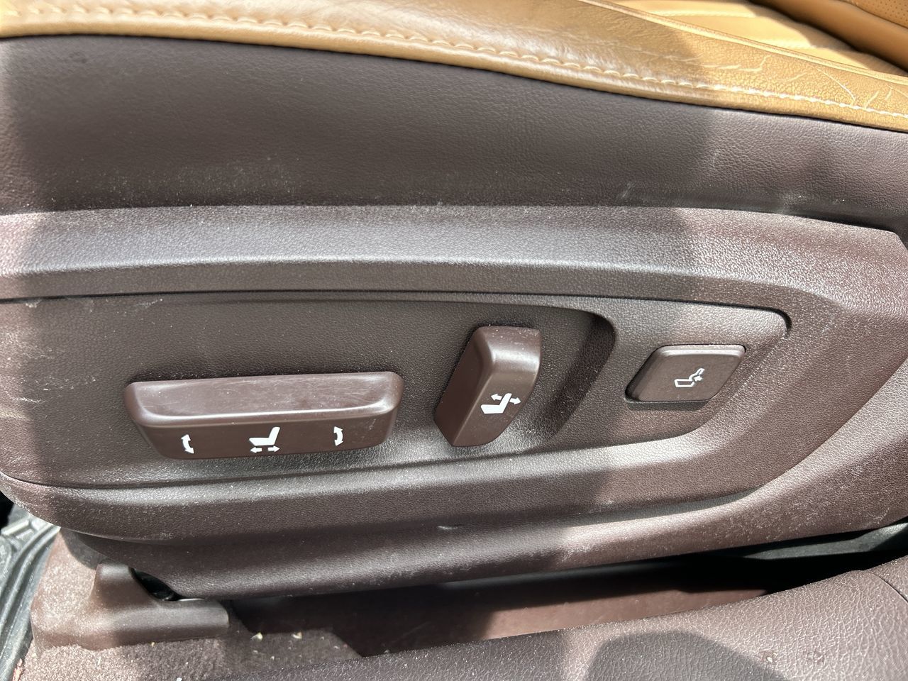 2017 Lexus ES350 in Thornhill, Ontario