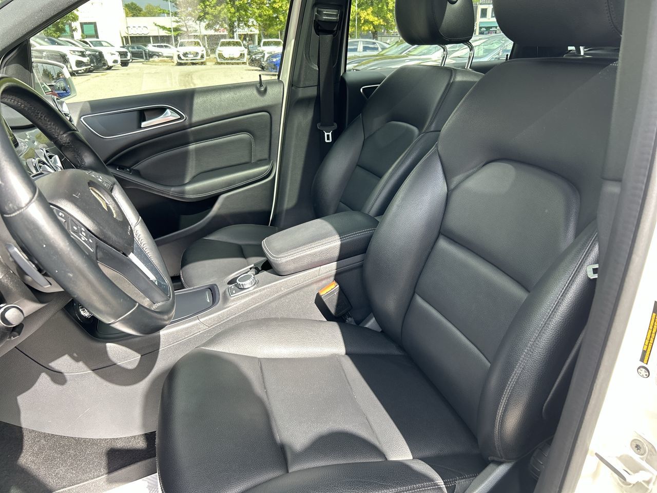 2014 Mercedes-Benz B250 in Thornhill, Ontario