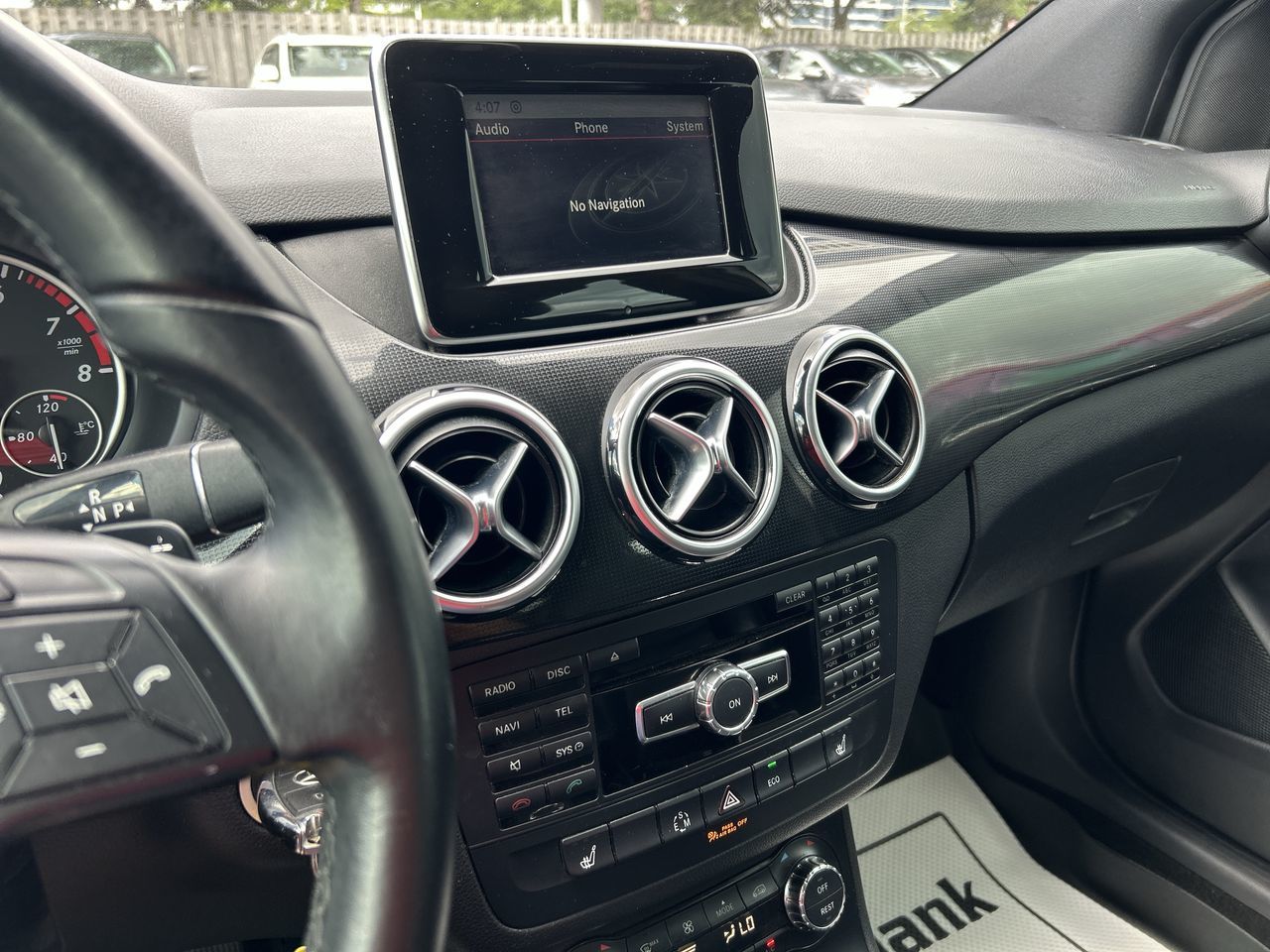 2014 Mercedes-Benz B250 in Thornhill, Ontario