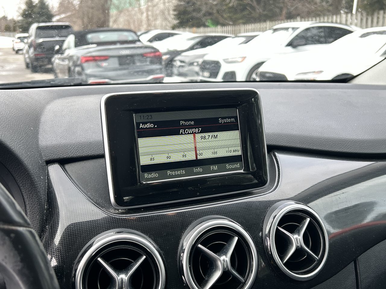 2014 Mercedes-Benz B250 in Thornhill, Ontario