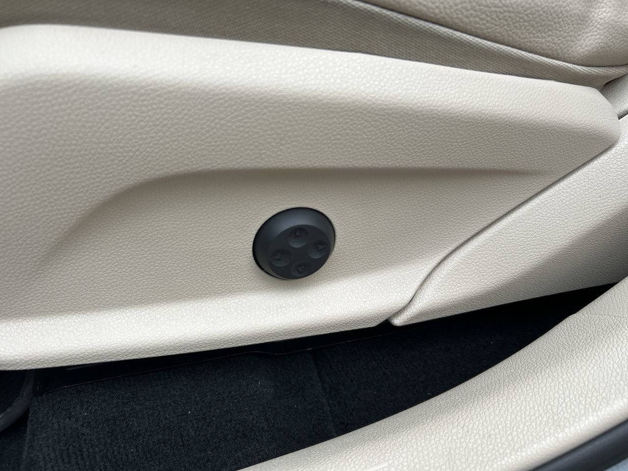 Mercedes-Benz GLC300  2017 à Thornhill, Ontario