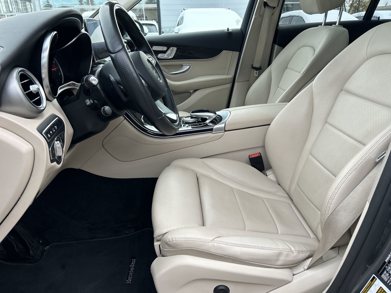 Mercedes-Benz GLC300  2017 à Thornhill, Ontario