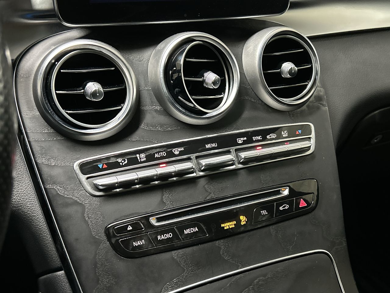 Mercedes-Benz GLC300  2018 à Thornhill, Ontario