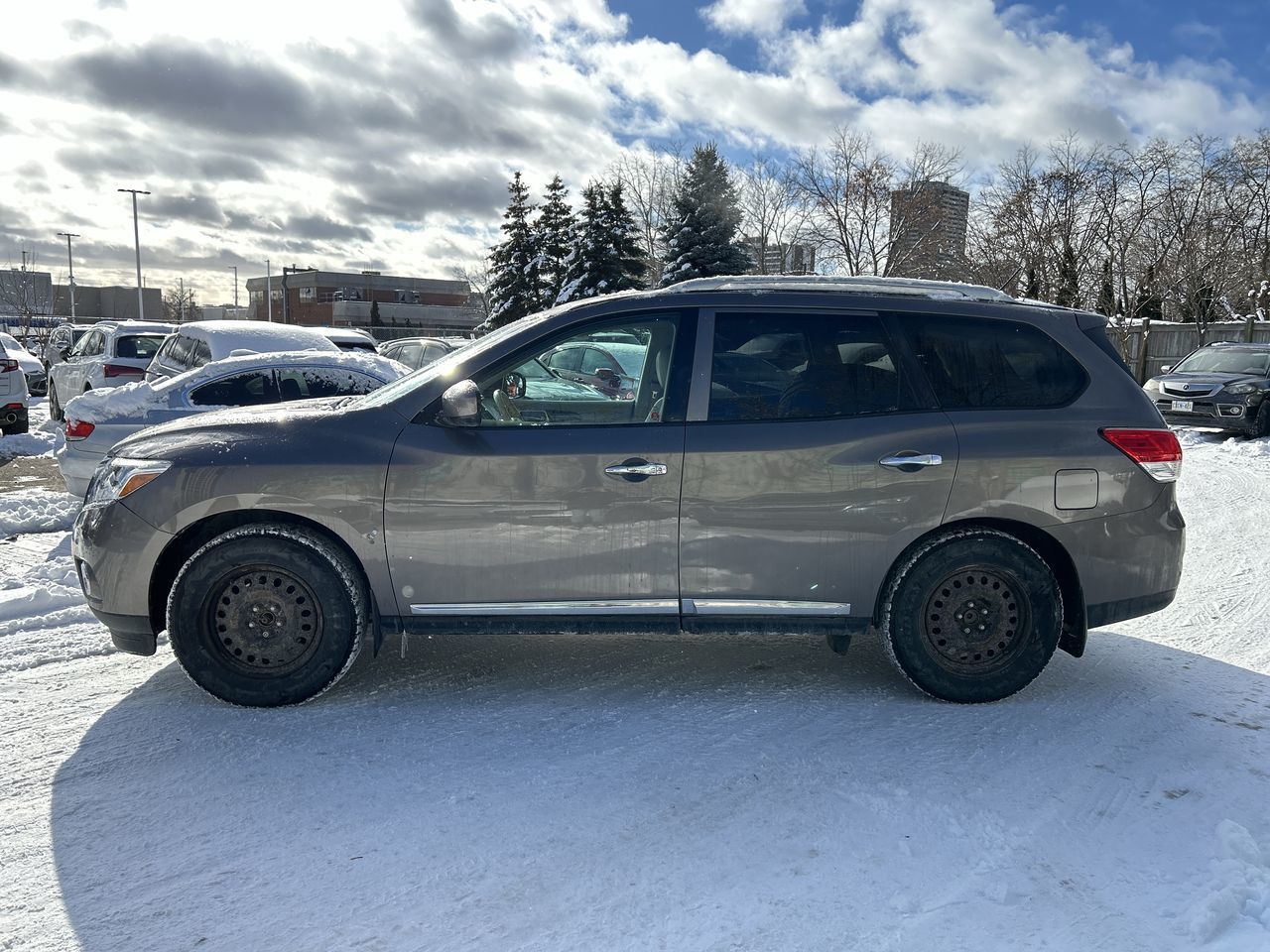 Nissan Pathfinder  2014 à Thornhill, Ontario