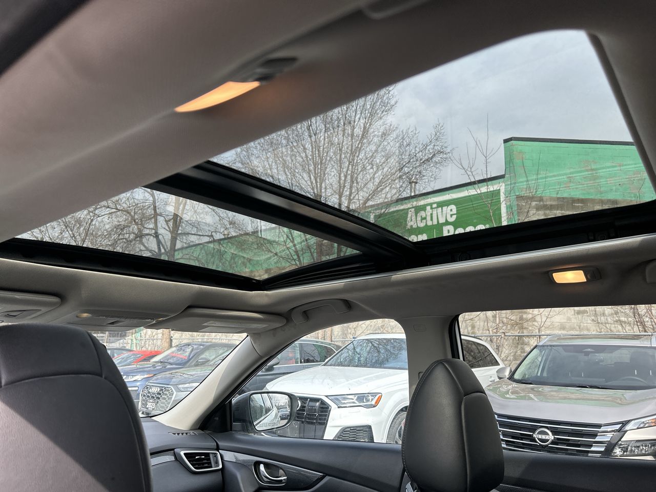 Nissan Rogue  2015 à Thornhill, Ontario