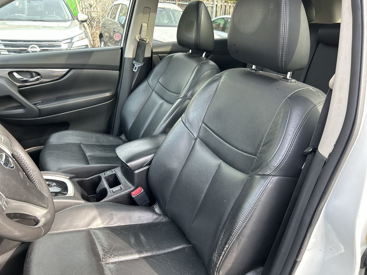 Nissan Rogue  2015 à Thornhill, Ontario