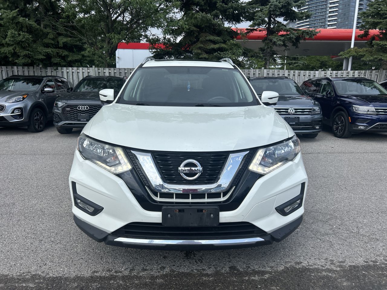 2017 Nissan Rogue in Thornhill, Ontario