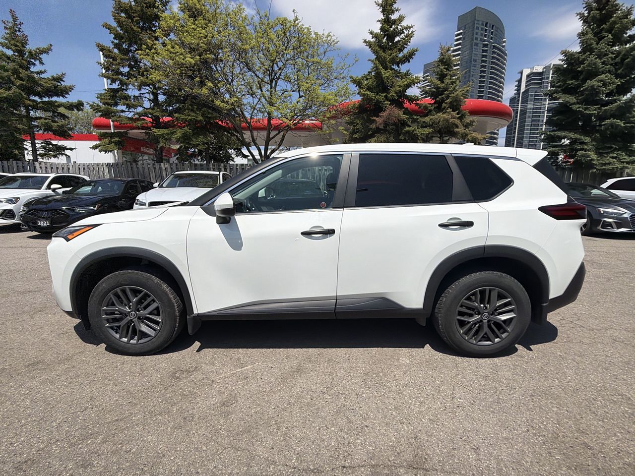 2021 Nissan Rogue in Thornhill, Ontario