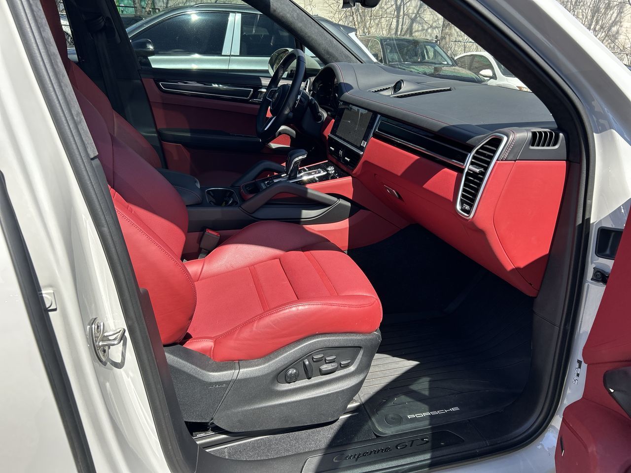 Porsche Cayenne  2023 à Thornhill, Ontario