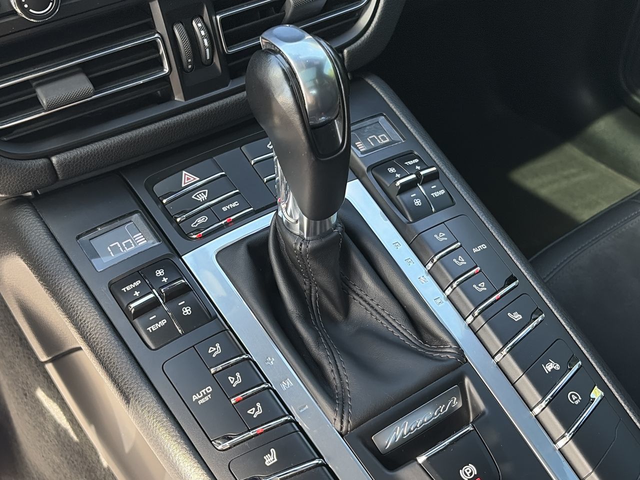 Porsche Macan  2019 à Thornhill, Ontario