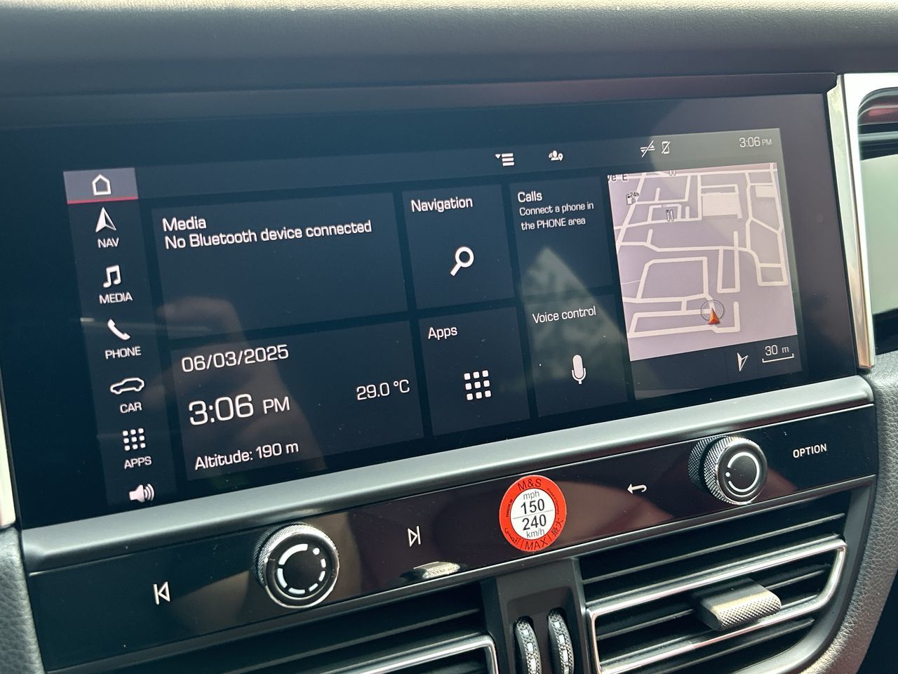 Porsche Macan  2022 à Thornhill, Ontario
