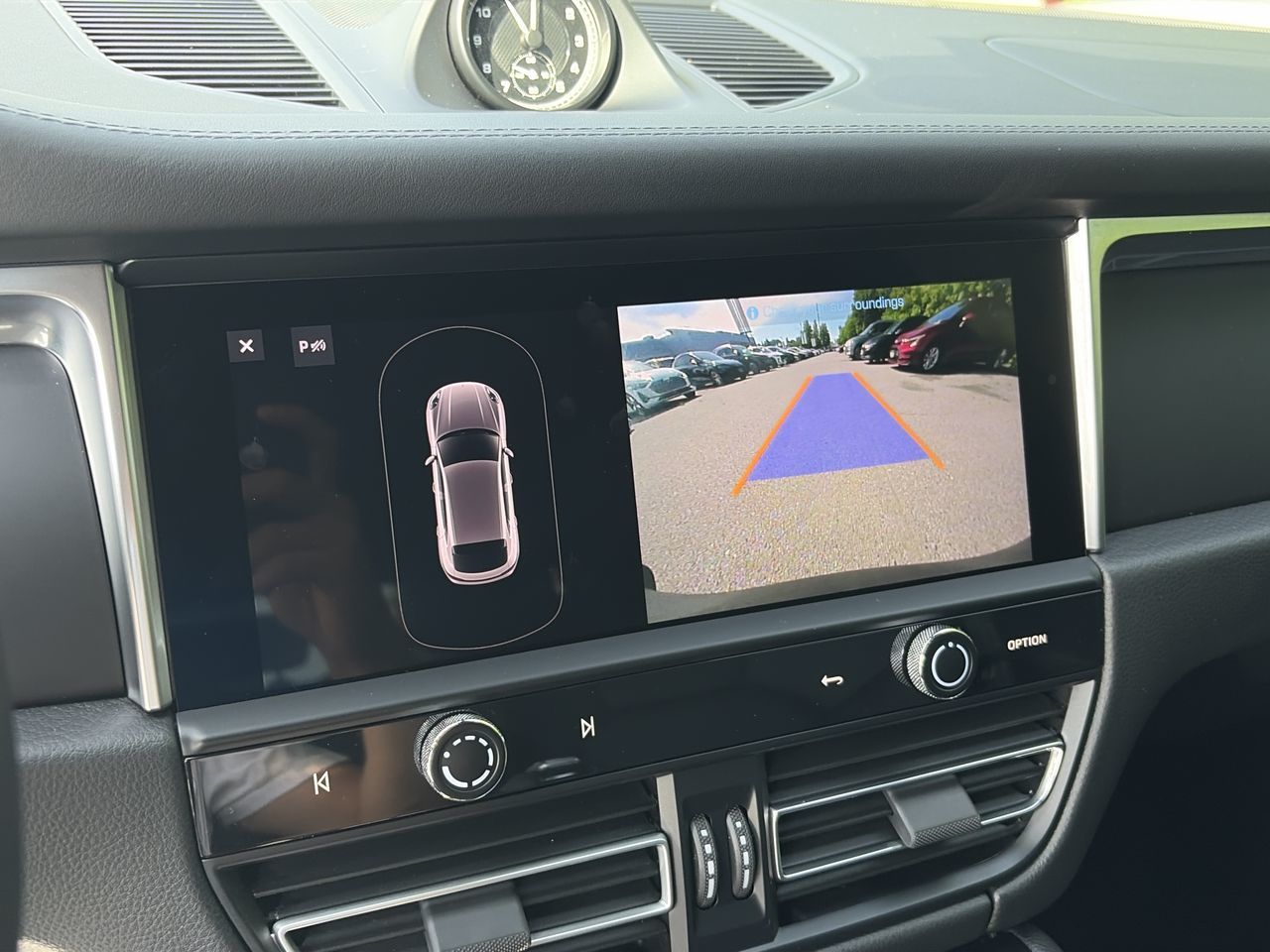 Porsche Macan  2022 à Thornhill, Ontario