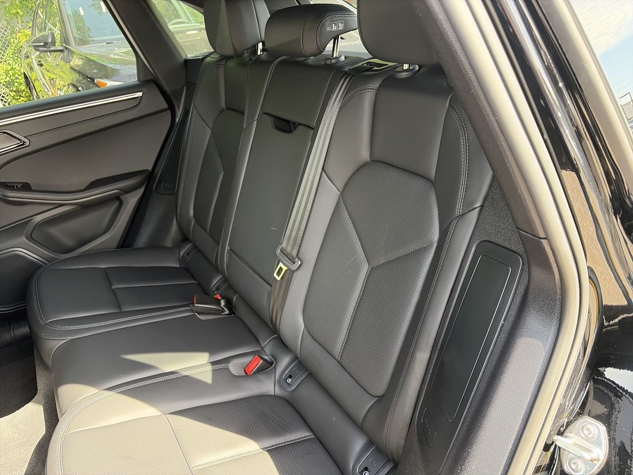 Porsche Macan  2022 à Thornhill, Ontario