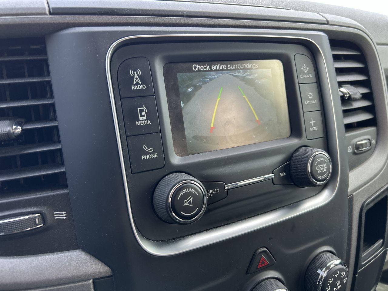 Ram 1500 Crew Cab 4x4  2018 à Thornhill, Ontario