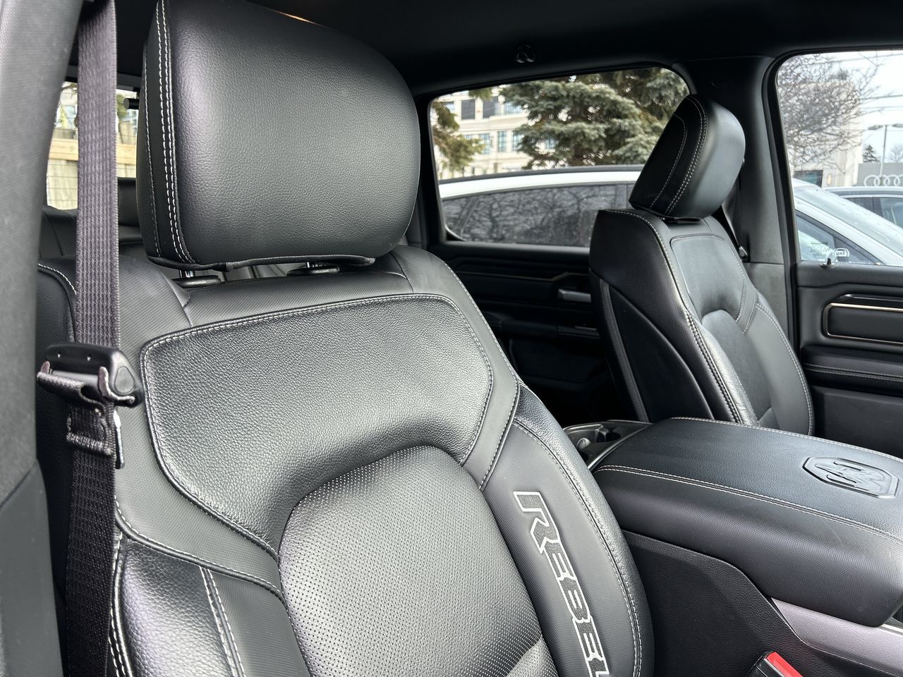 2022 Ram 1500 Crew Cab 4x4 in Thornhill, Ontario