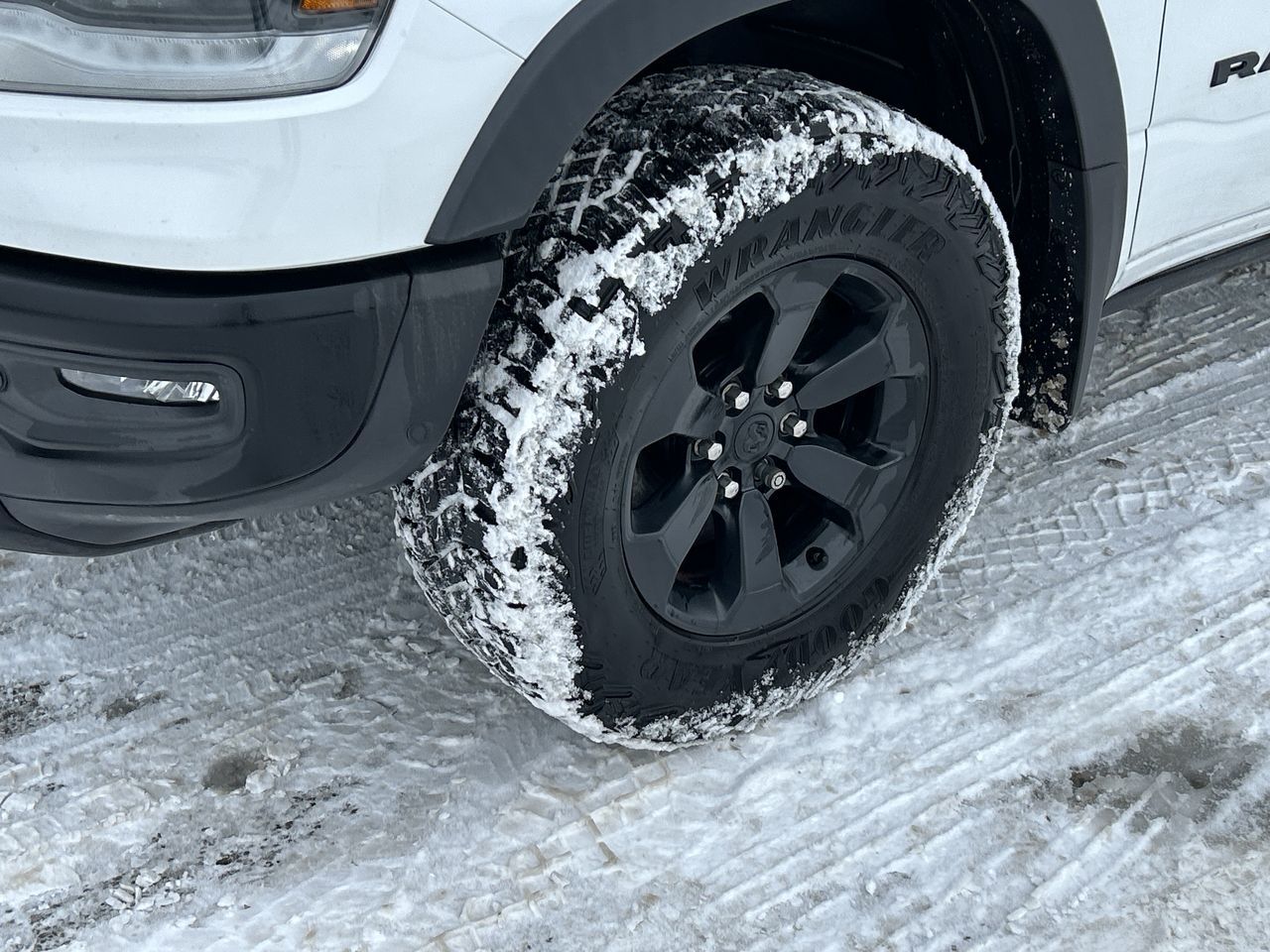 2022 Ram 1500 Crew Cab 4x4 in Thornhill, Ontario