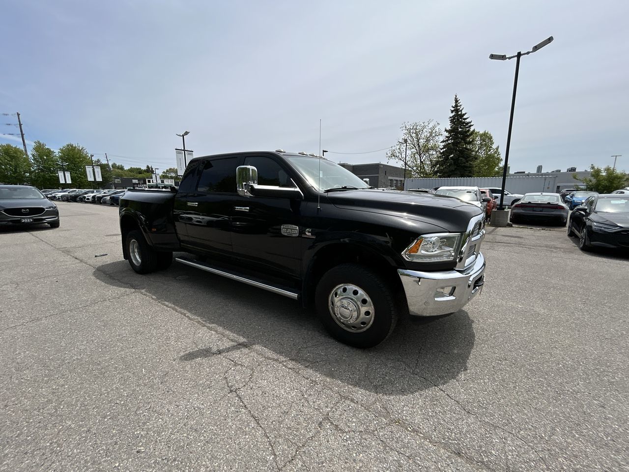 2017 Ram RAM 3500 Mega Cab 4x4 in Thornhill, Ontario