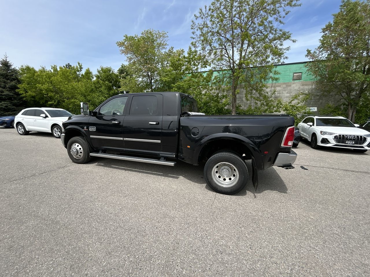 2017 Ram RAM 3500 Mega Cab 4x4 in Thornhill, Ontario
