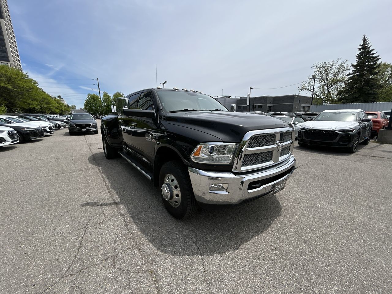2017 Ram RAM 3500 Mega Cab 4x4 in Thornhill, Ontario