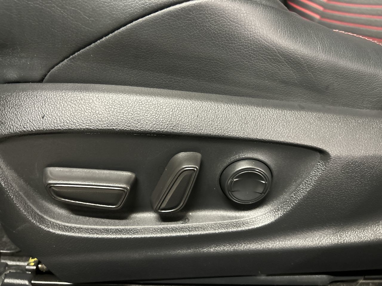 2023 Toyota Corolla in Thornhill, Ontario