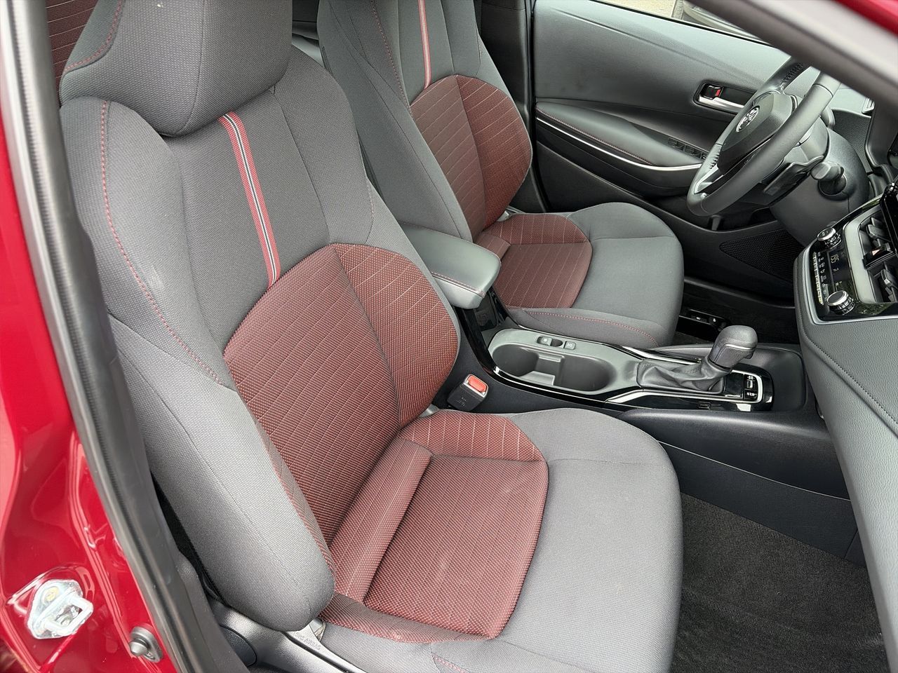 2023 Toyota Corolla in Thornhill, Ontario